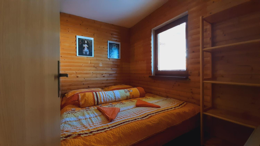 Bedroom, Chata KRISTINA - bez kontaktu s ubytovatelom "Click 'n Sleep", Žilina