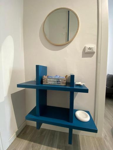 Others 5, Loano: Centro e Mare a portata di mano, Savona