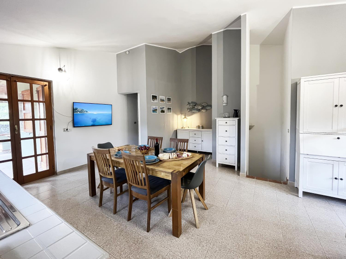 Others 4, Villa SALMAGI - Sardegna, Cagliari