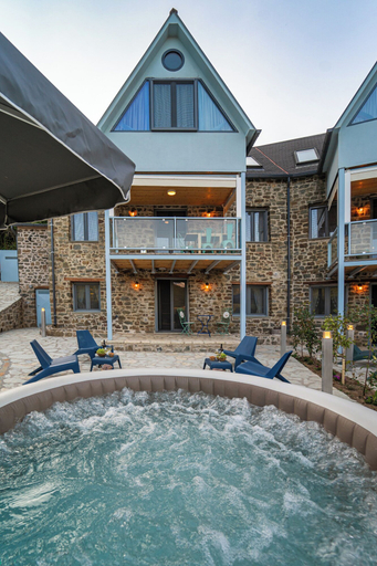 Sport & Beauty 5, Dandy Villas Karpenisi-Lux Chalet, Central Greece