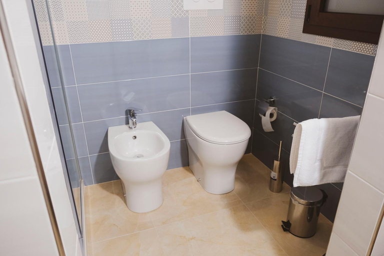 Bathroom 3, Le terrazze sullo Stagnone, Trapani