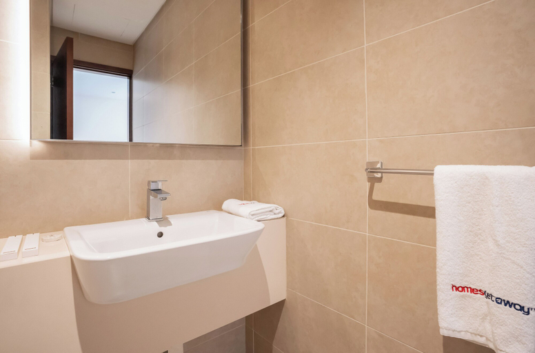 Bathroom 3, HomesGetaway- 1BR Apt in Marina Gate1, Dubai