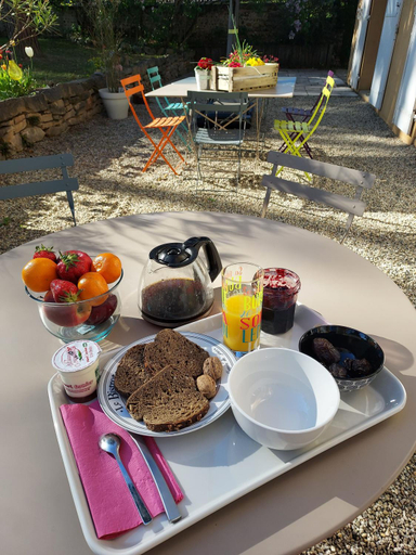 Food & Drinks 3, Chambre d'hote chez Florence, Rhône