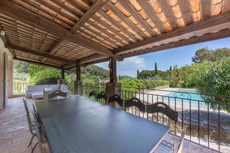 Balcony/terrace 5, Large Provencal villa with swimming pool in lush greenery LIVE IN CANNES, Alpes-Maritimes