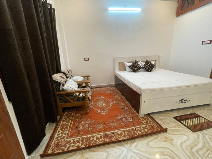 Bedroom 3, Govind Atithi Grah, Faizabad