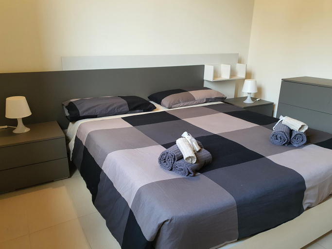 Bedroom 2, Villa Joana, Genova