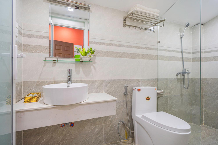 Bathroom 4, Loi Ve Da Lat Hotel, Đà Lạt