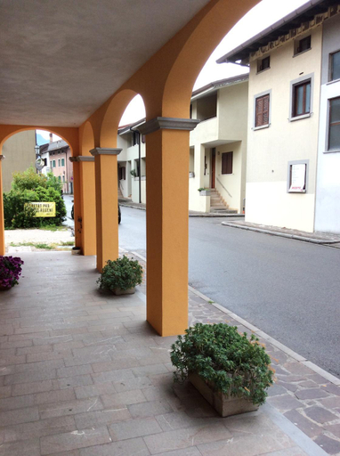 Others 4, Al Borgo Affittacamere, Udine