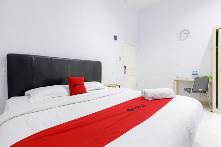 Bedroom 28