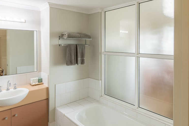 Bathroom 4, Moonlight Bay Suites, Broome