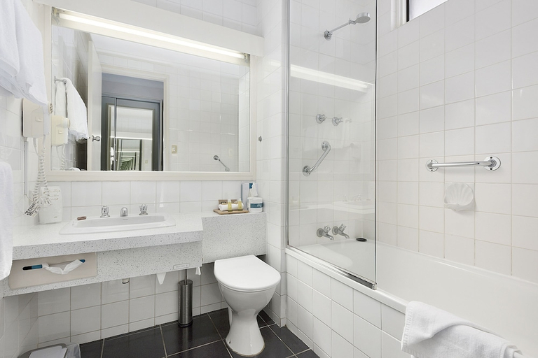 Bathroom 4, Beachfront Voyager Motor Inn, Burnie  - Pt A