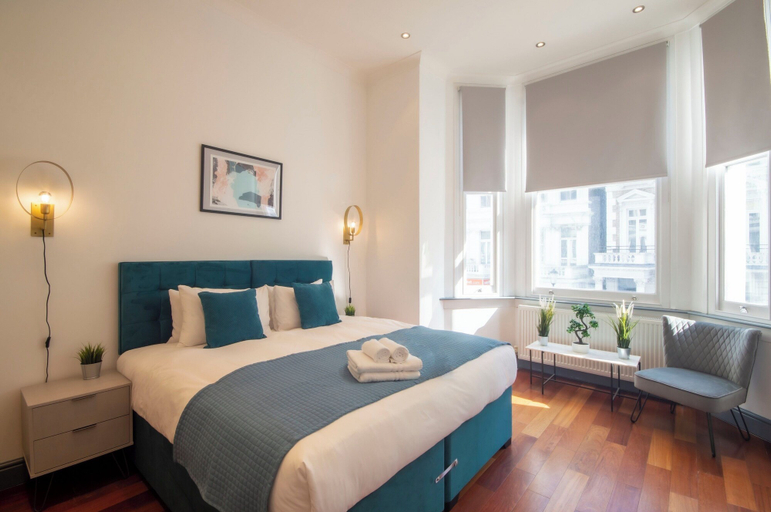 Bedroom 2, Lexham Gardens by Viridian Apartments, London