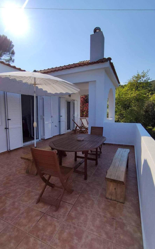 Others 3, The hidden villas, Thessaly