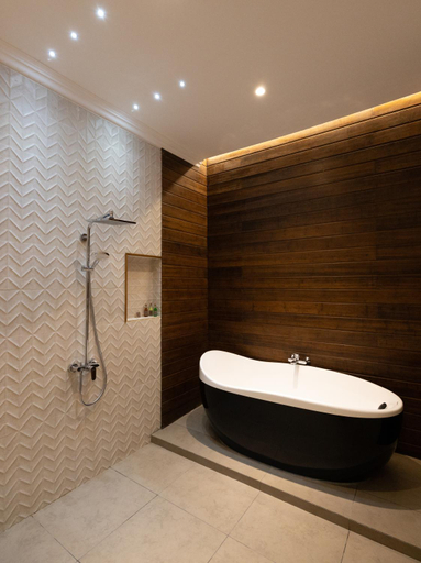 Bathroom 3, Villa Serenity, Ambagamuwa