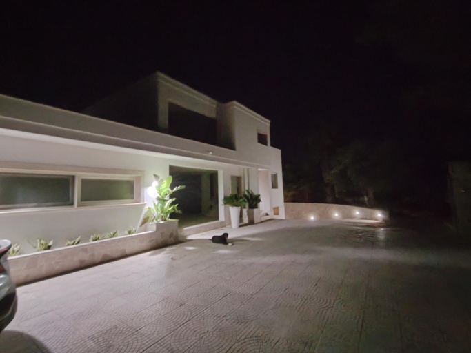 Exterior & Views 1, Villa con piscina Aria di sole, Brindisi