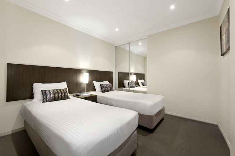 Bedroom 2, Quest Singleton, Singleton