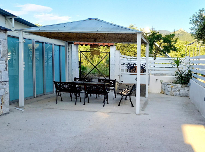 Others 5, Diomidi's House, East Macedonia and Thrace