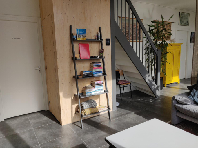 Others 4, LOGEMENT DE SCHOOL Middelburg, Middelburg
