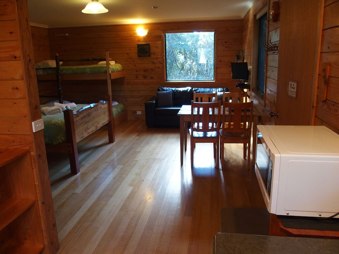 Others 5, Cradle Mountain Highlanders Cottages, Kentish