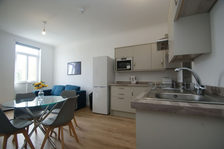 Others 5, Chic Margate Apartment, Kent