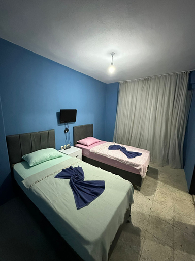 Bedroom 2, Mersin Deniz Otel, Merkez