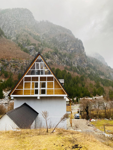 Others 4, Bujtina Miqesia, Shkodrës