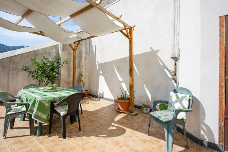 Others 4, Spacious Apartment in Cava de' Tirreni with Mountain View., Salerno