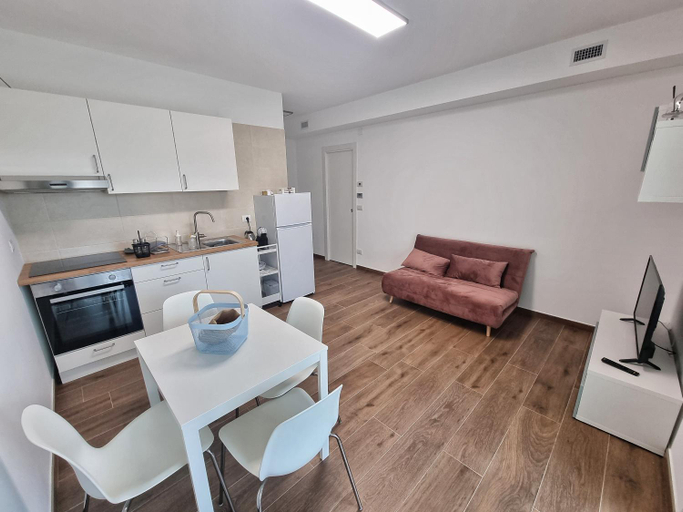 Others 4, SUITE GENTILE, Bari