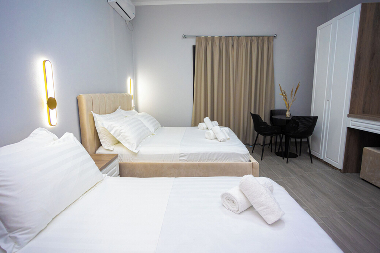 Bedroom 5, 4 Palmat, Vlorës