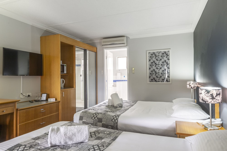 Bedroom 3, IPSWICH COUNTRY MOTEL, Ipswich - Central