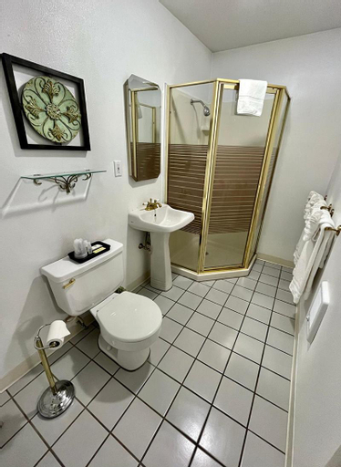Bathroom 2