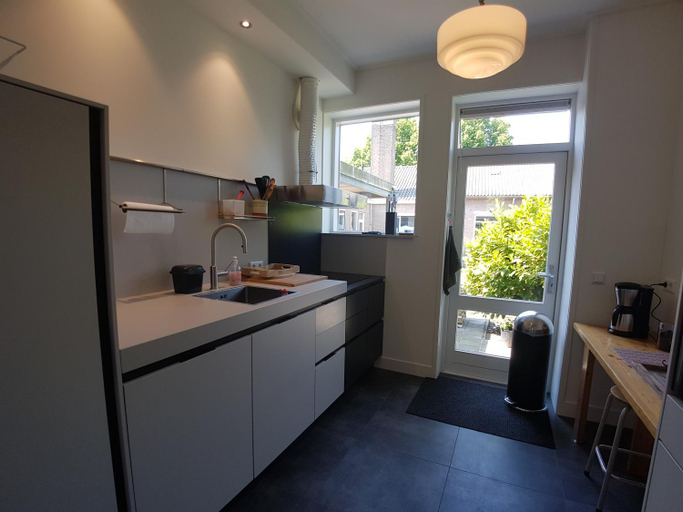 Others 5, LOGEMENT DE SCHOOL Middelburg, Middelburg
