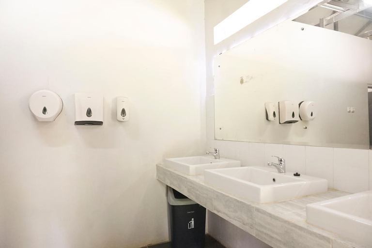 Bathroom 3
