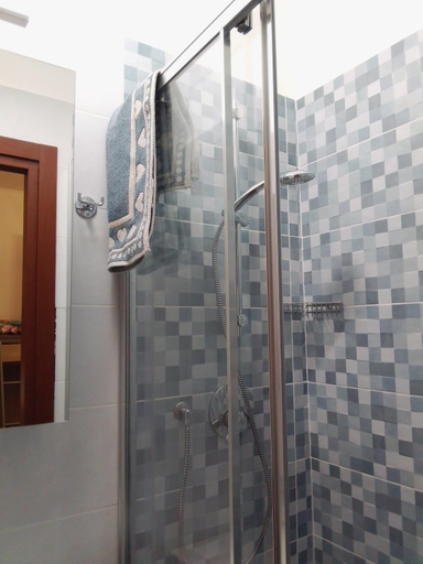 Others 4, Gigli, rooms con cucina in comune e terrazza, Milano
