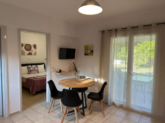 Others 4, The hidden villas, Thessaly
