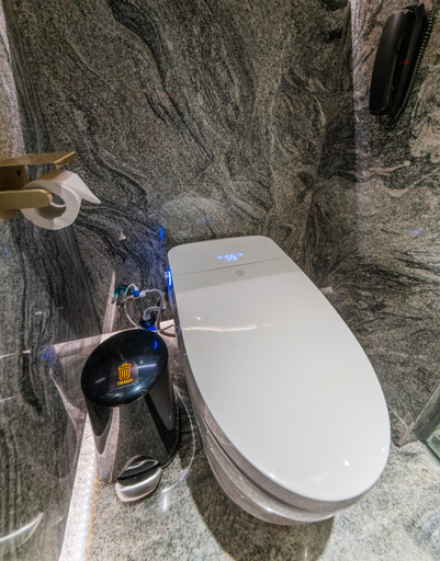 Bathroom 25
