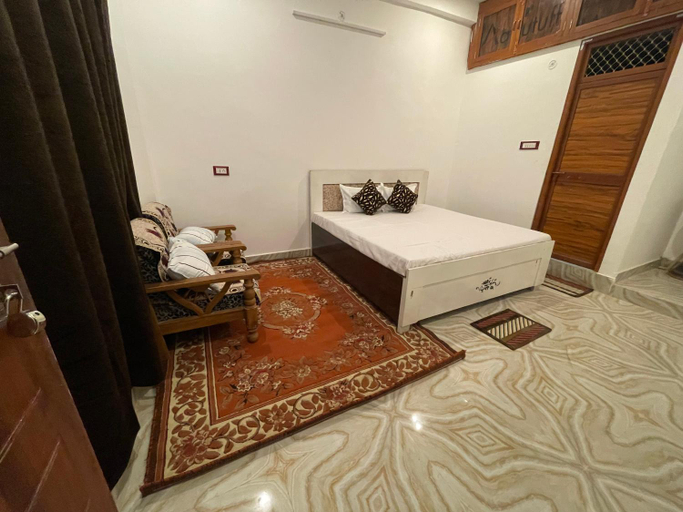Bedroom 4, Govind Atithi Grah, Faizabad