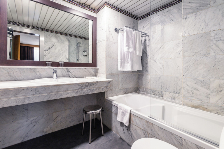 Bathroom 3, Catalonia Oro Negro, Santa Cruz de Tenerife