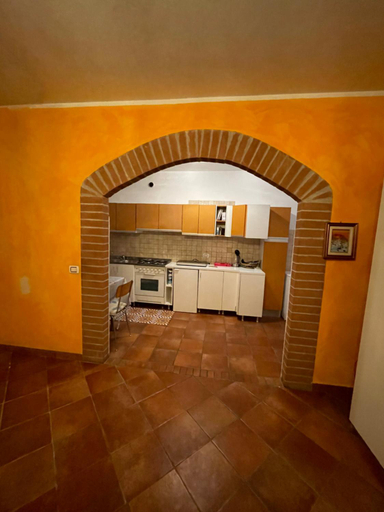 Others 5, Court Inn, Novara