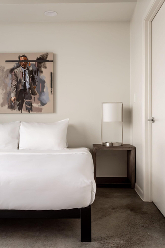 Room 4, Austin Luxurious 1BD 1BA 2nd Street District Apartment, Travis