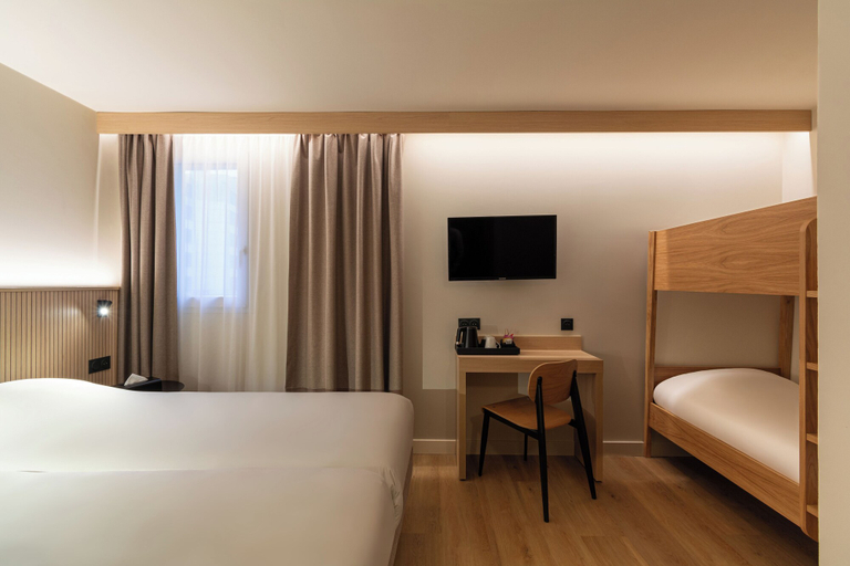 Bedroom 2, Grand Hôtel de la Seine, Seine-Maritime