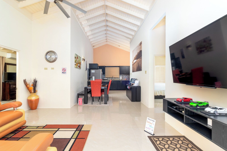 Others 4, 5 Bedroom Haven in Draxhall