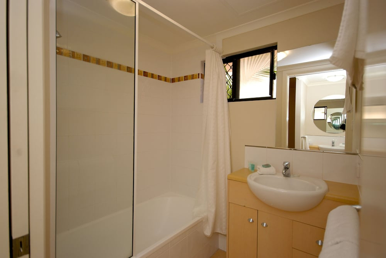Bathroom 3, City Plaza Apartments, Cairns