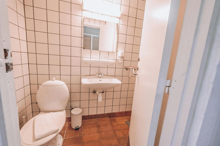Bathroom 3, Hotel Fanø, Fanø