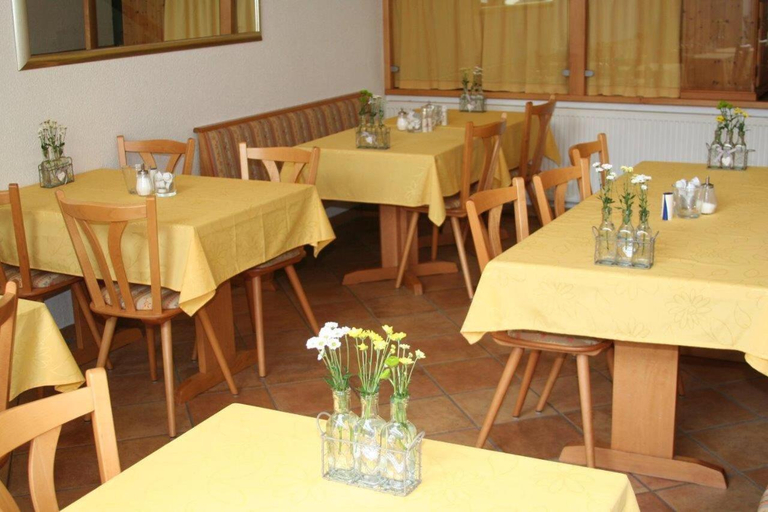 Food & Drinks 4, Hotel Gastehaus Theresia Garni, Tuttlingen