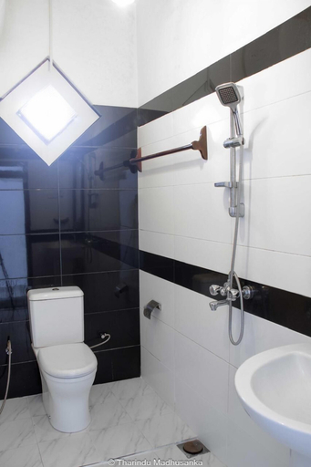 Bathroom 3, Villa Grand Mellow Nuwaraeliya, Nuwara Eliya