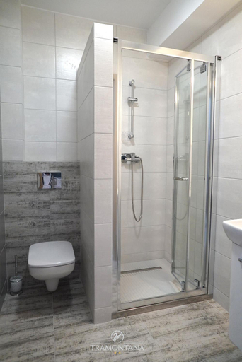 Bathroom 4, Tramontana Family & Wellness, Sławno