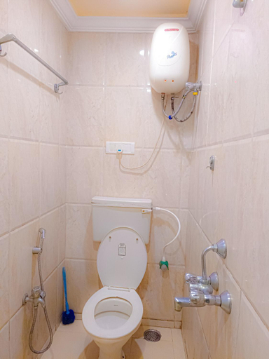 Bathroom 4, Shraddha luxury room, North Goa