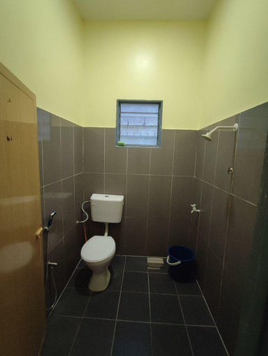 Bathroom, SAL HOMESTAY, Batang Padang