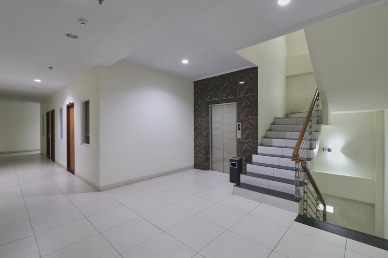 Public Area 5, Aranis Hotel, West Jakarta